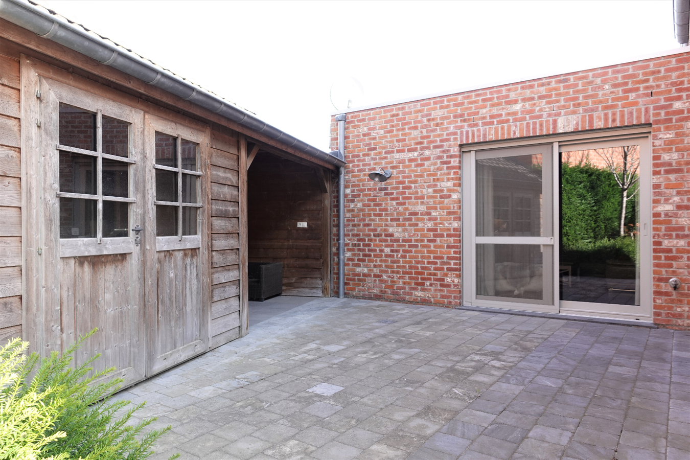 Ruime instapklare halfopen bebouwing 