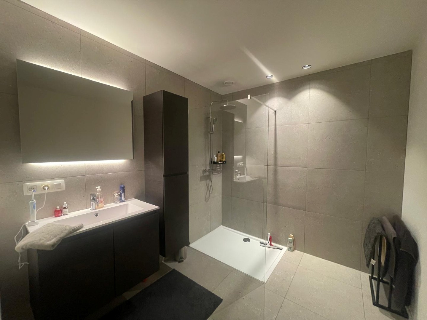 Ruim appartement met 2 slaapkamers nabij het centrum van Geel! 