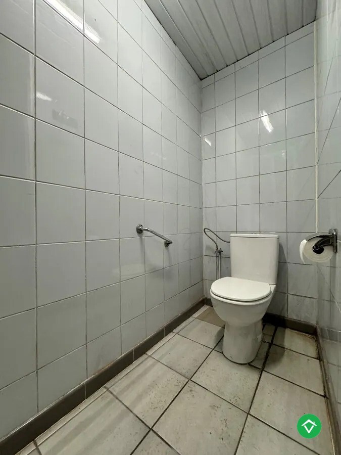 Rustig gelegen te renoveren woning in Torhout 