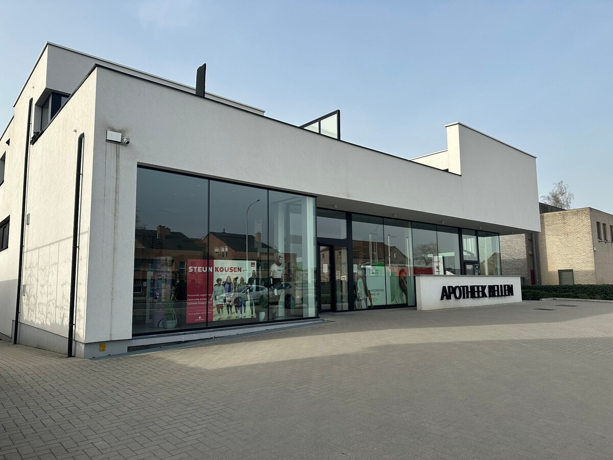 Recent appartement met 2 slaapkamers, terras 