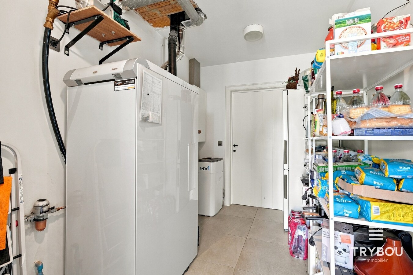 Alleenstaande luxueuze woning met 5 slaapkamers! 