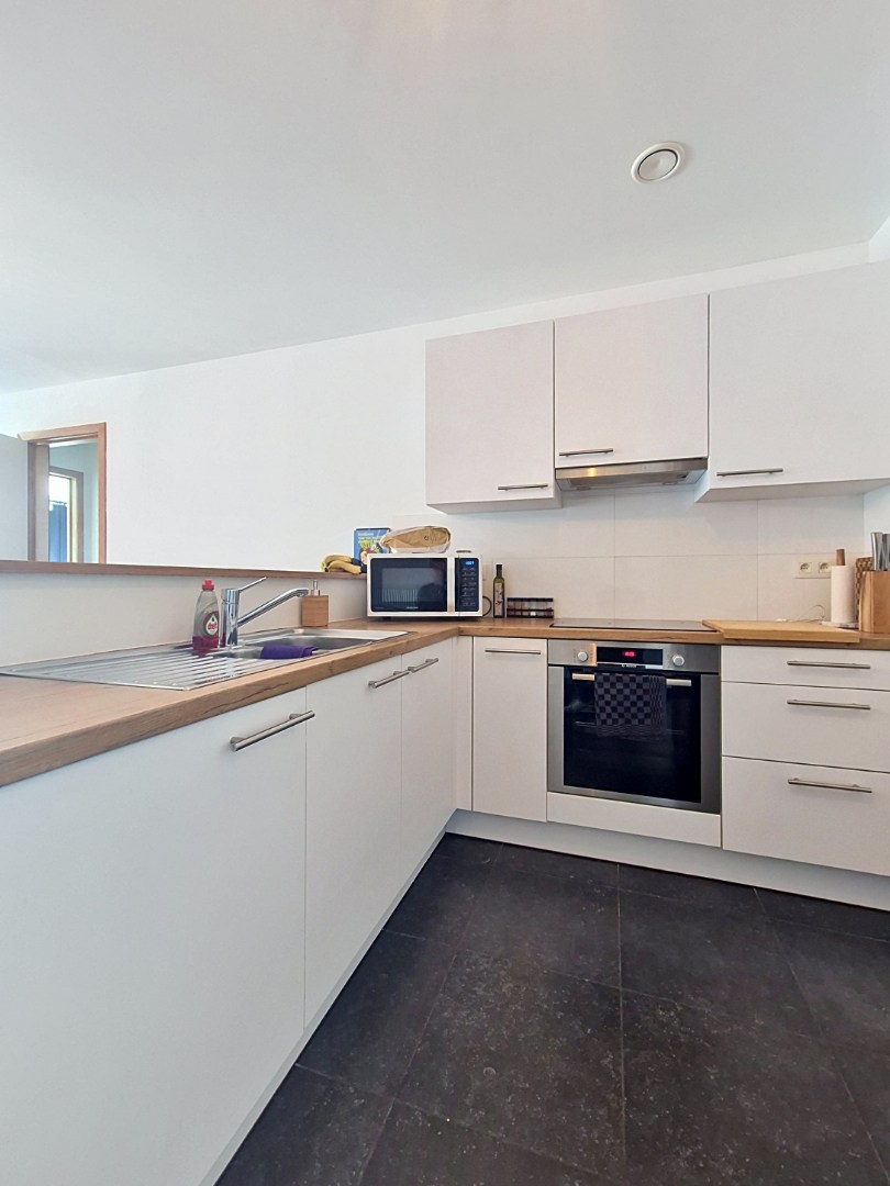 Appartement met 2 slpks, 2 terrassen en autostandplaats 