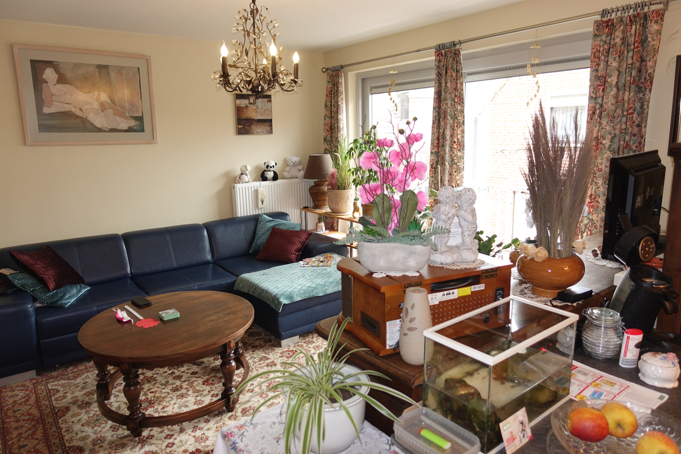 Lichtrijk appartement met autostaanplaats in het hartje van Lichtervelde 