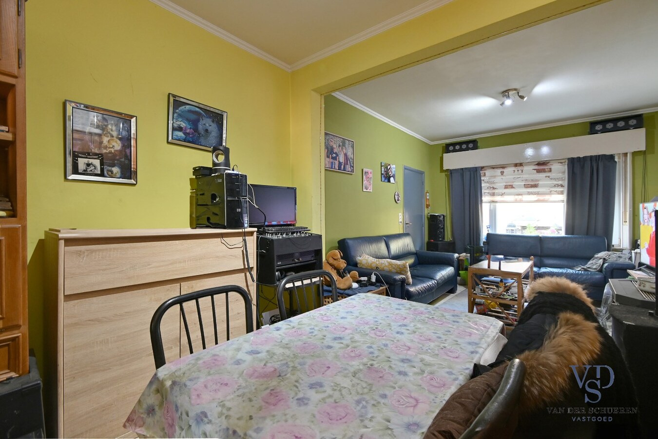 Woning met tuin - te renoveren. 