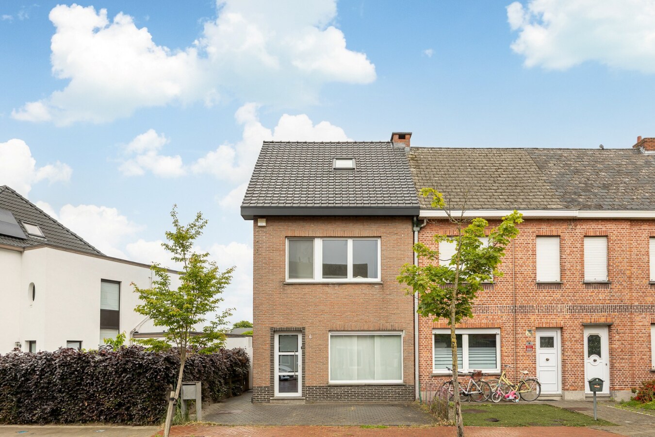 Instapklare HOB met 4 slpk en tuin te Willebroek! 