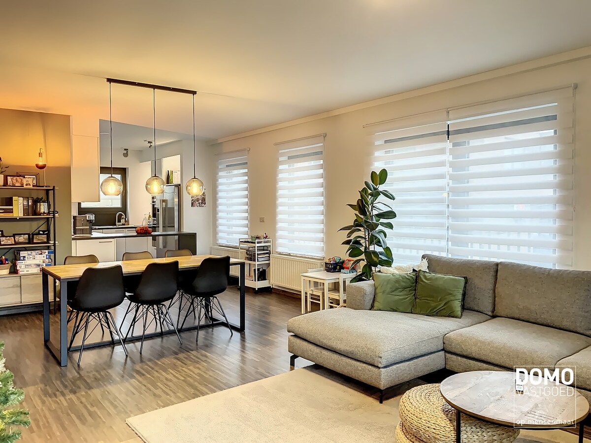 Appartement met ondergrondse parkeerplaats te Kuringen 