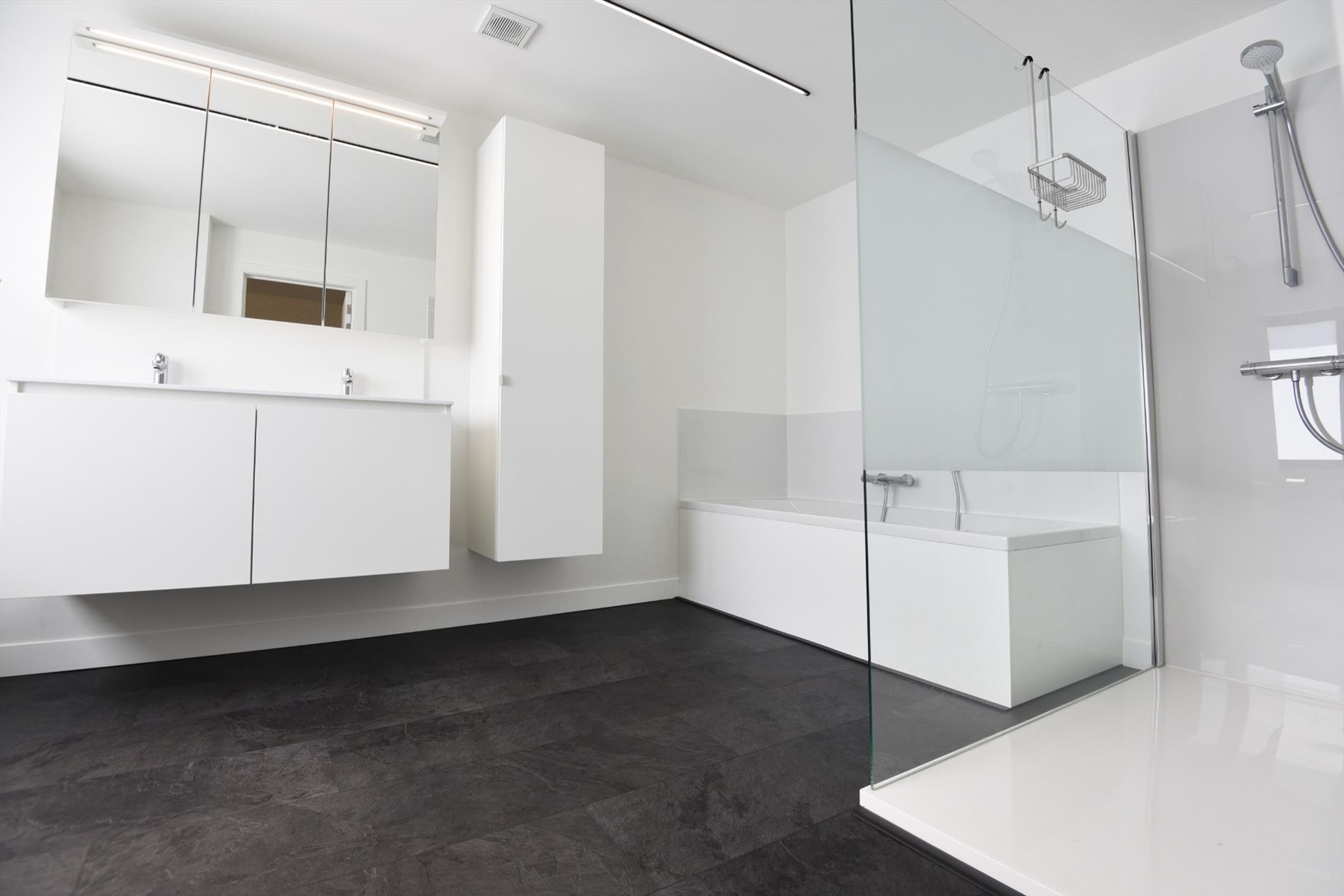 Duplex appartement met 2 slpk en terras te ADEGEM 