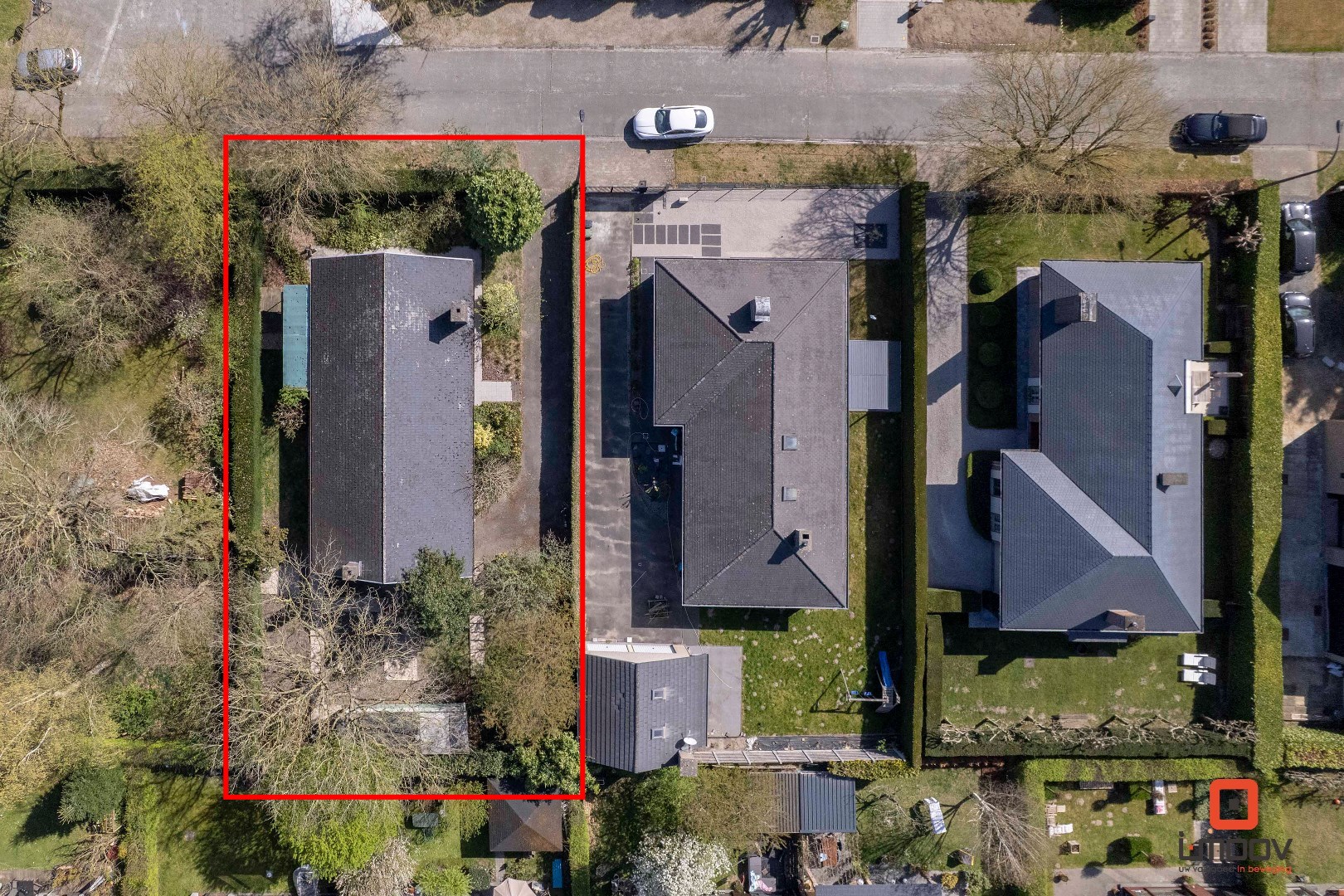 Open bebouwing met 3 slaapkamers en grote tuin in residentiële, groene woonwijk 