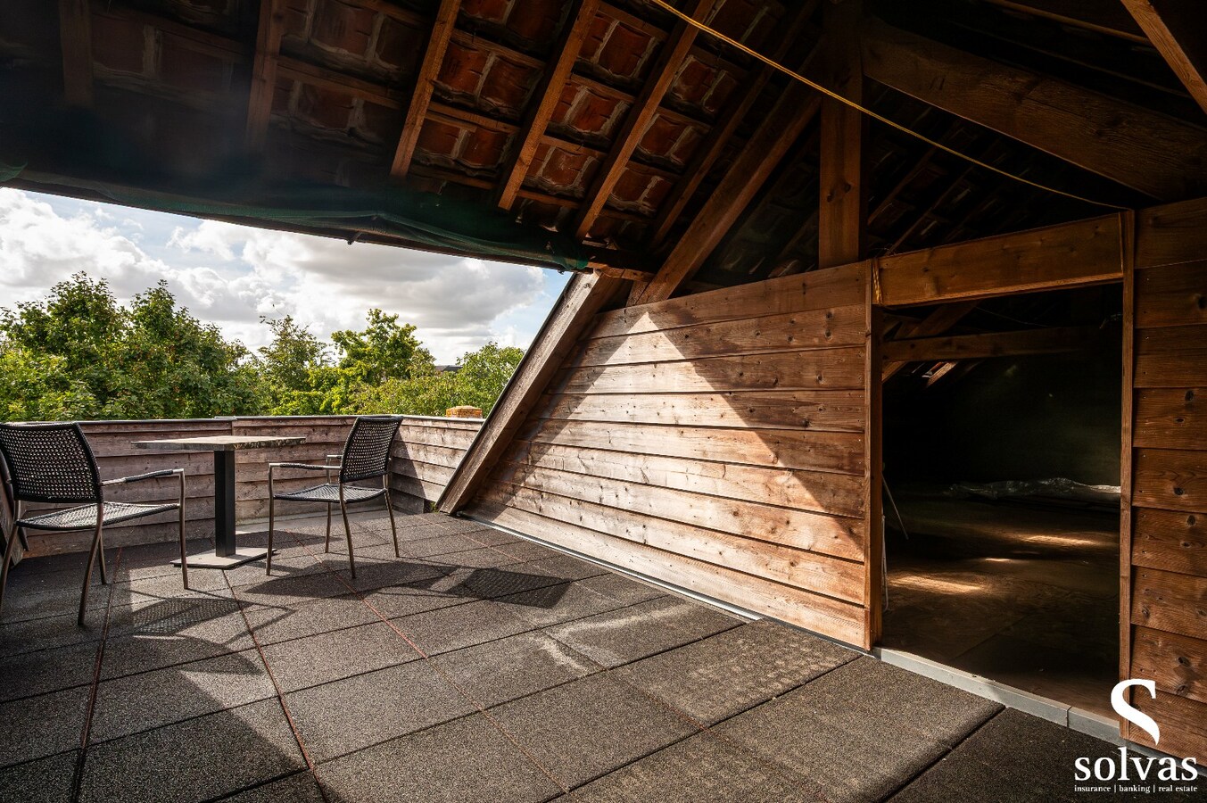 Uniek pand in het hart van Maldegem – wonen en werken onder één dak! 