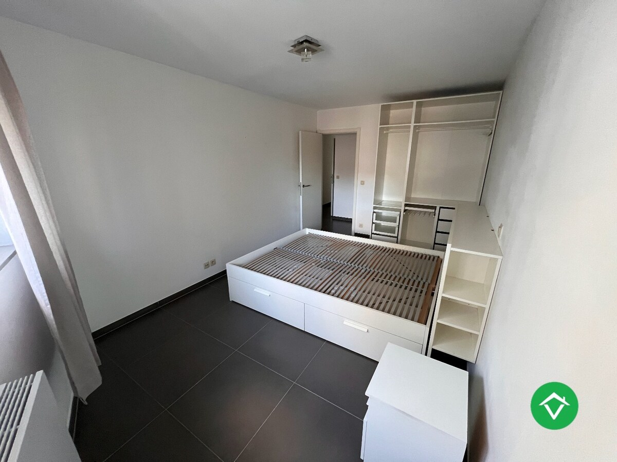 Appartement met 2 slaapkamers en ruim terras te Oostende 