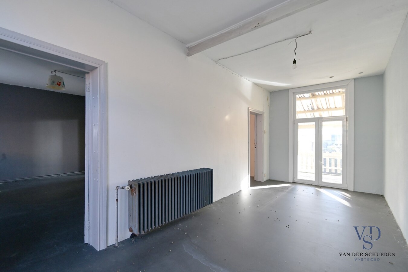 Ruime woning met tuin in centrum Eine ! 