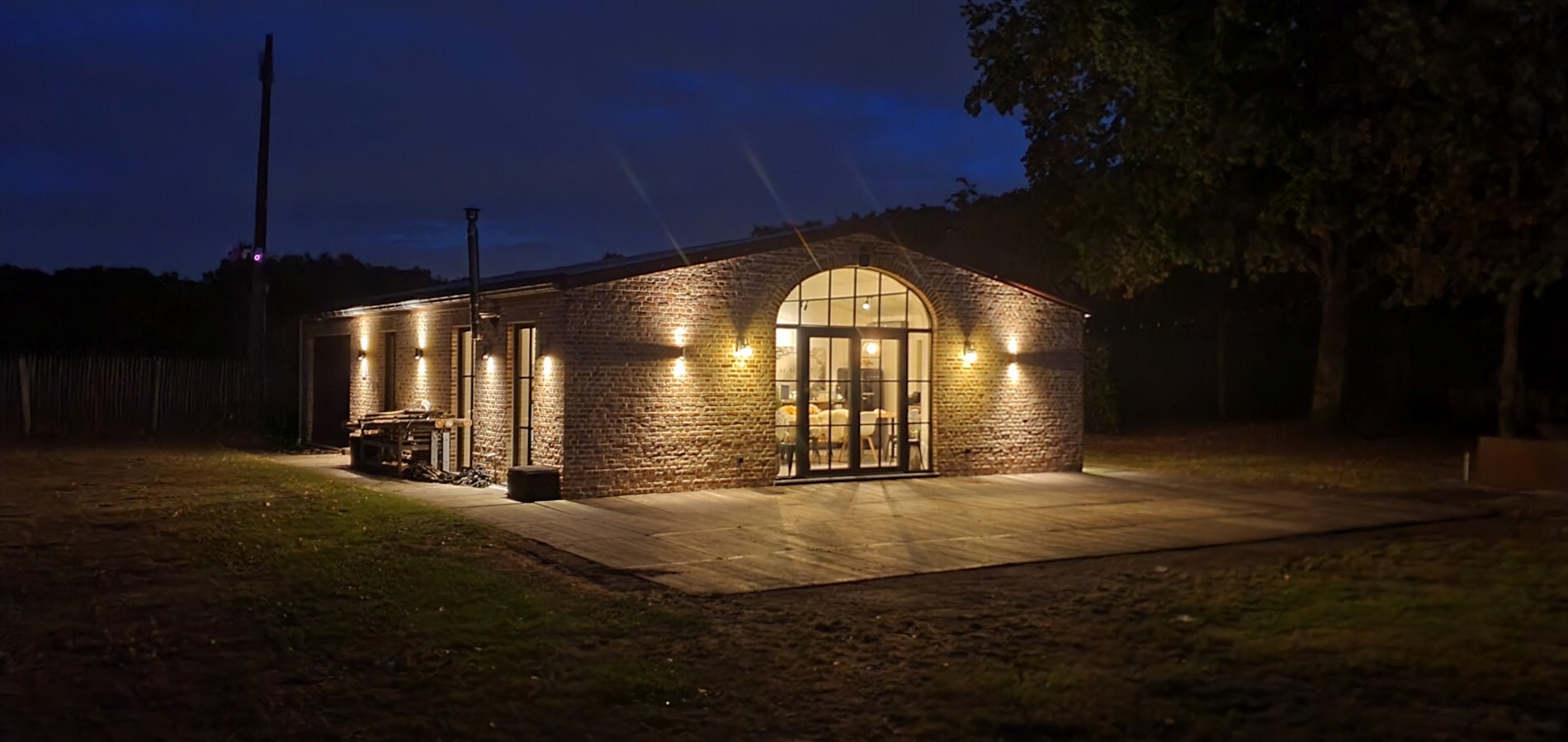 Exclusieve villa, zeer rustig gelegen, aan de groene bossen van Bolderberg. 