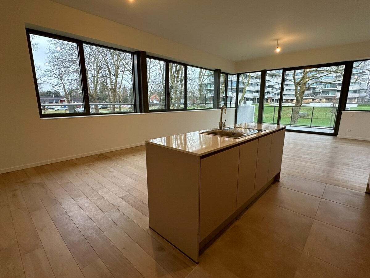 Prachtig, energiezuinig nieuwbouw appartement met 2 slaapkamers 