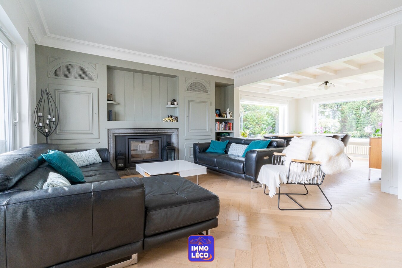 Villa semi "Plain-Pied" avec piscine, garage, carport et annexe pour profession libérale ! 