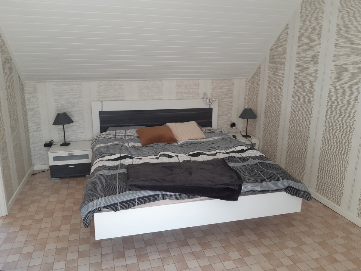 Gezellig en rustig wonen in Semmerzake. 