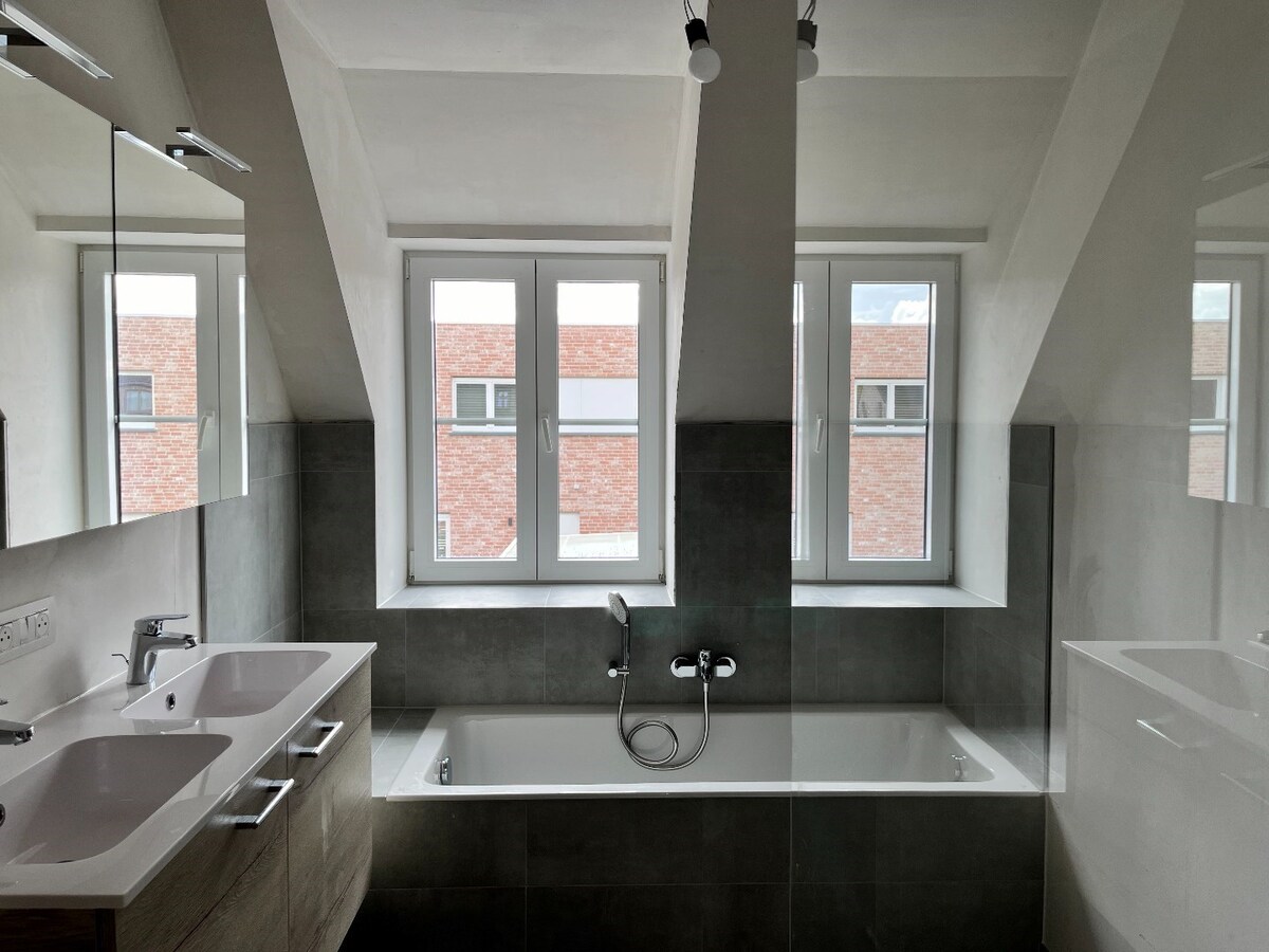 Instapklare nieuwbouwwoning met carport te Langemark 