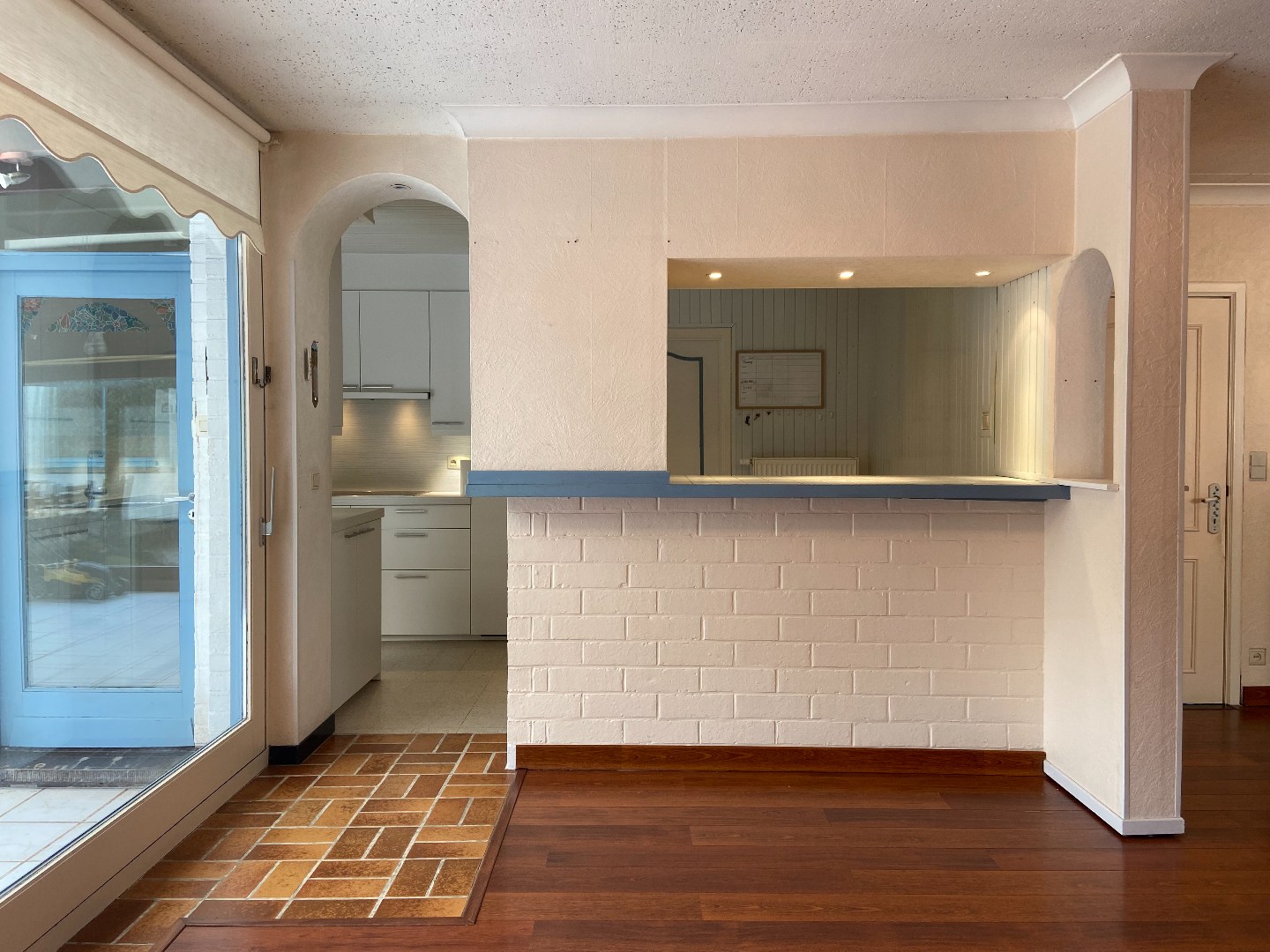 Residentieel gelegen woning met tuin en garage op toplocatie in Waregem! 