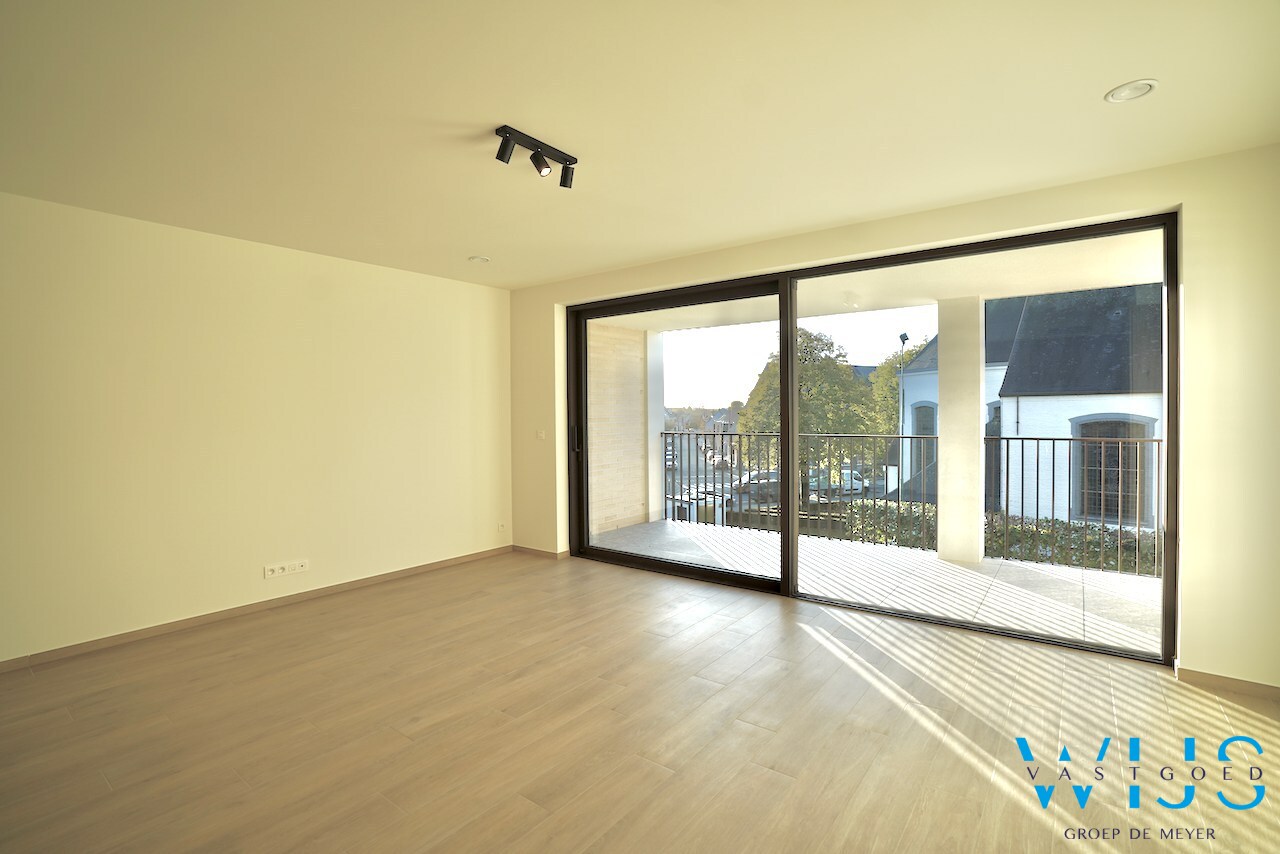 Nieuwbouw appartement in hartje Sleidinge ! 