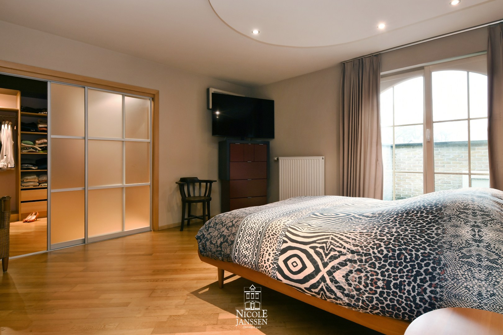 Ouderlijke slaapkamer met dressing 