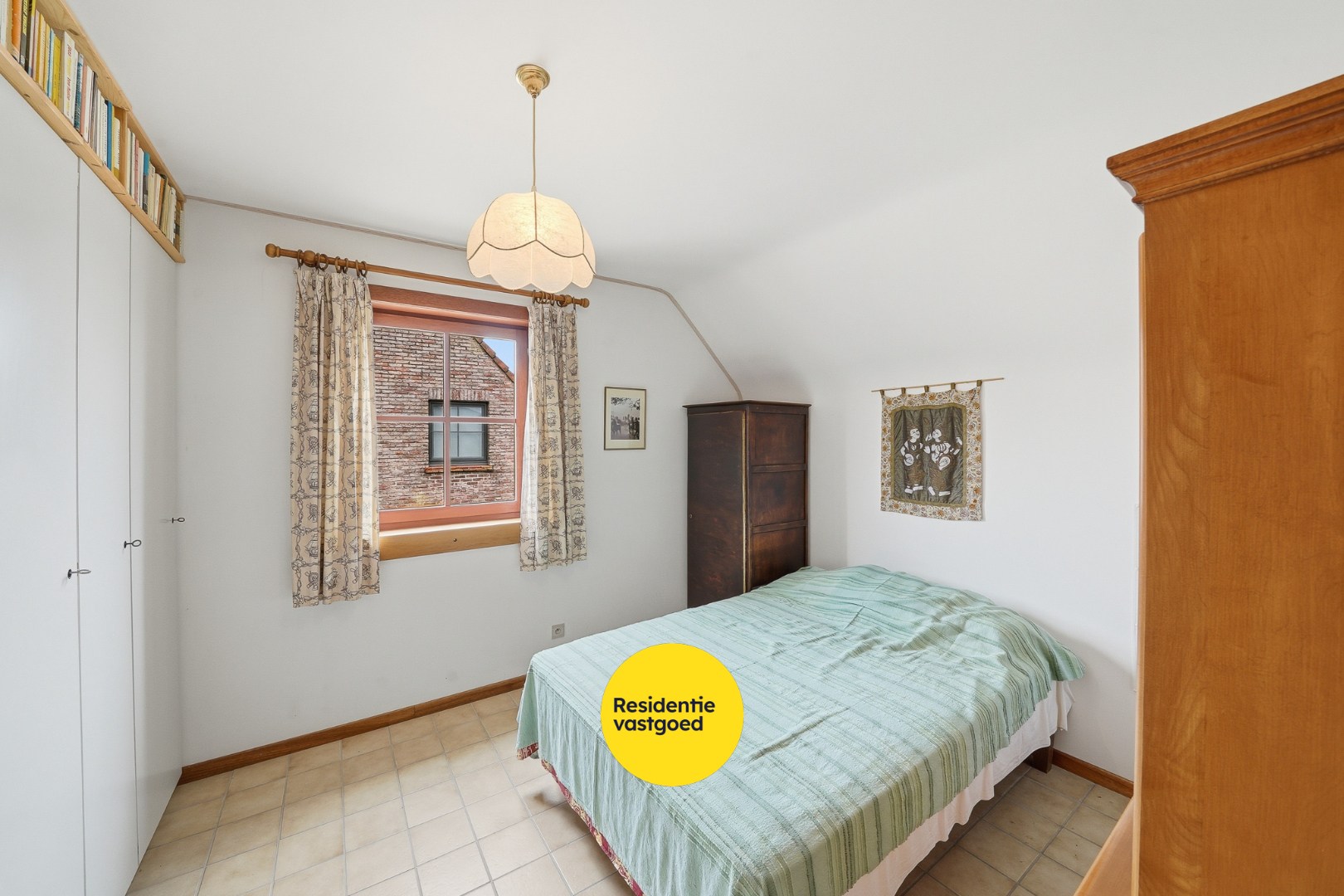 Open bebouwing met garage op 487 m² in Oudenburg 