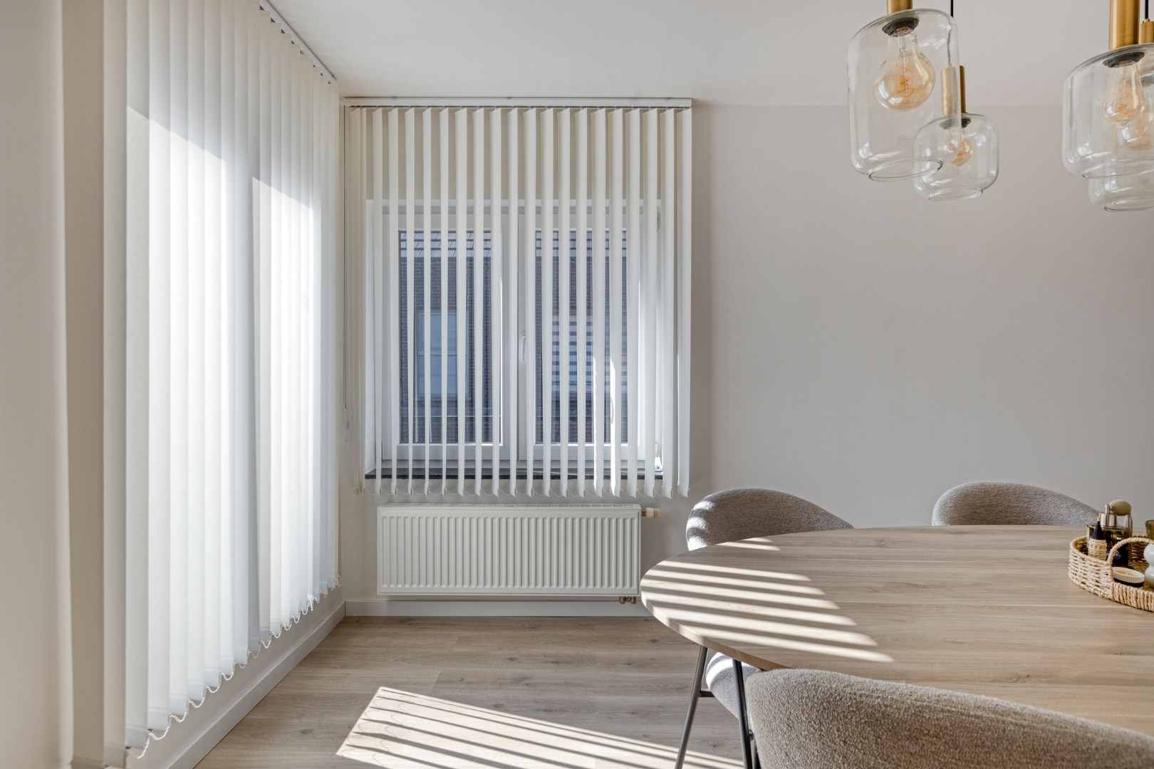 Recent gerenoveerde duplex met 2 slpk. en ruim terras nabij centrum Leopoldsburg 