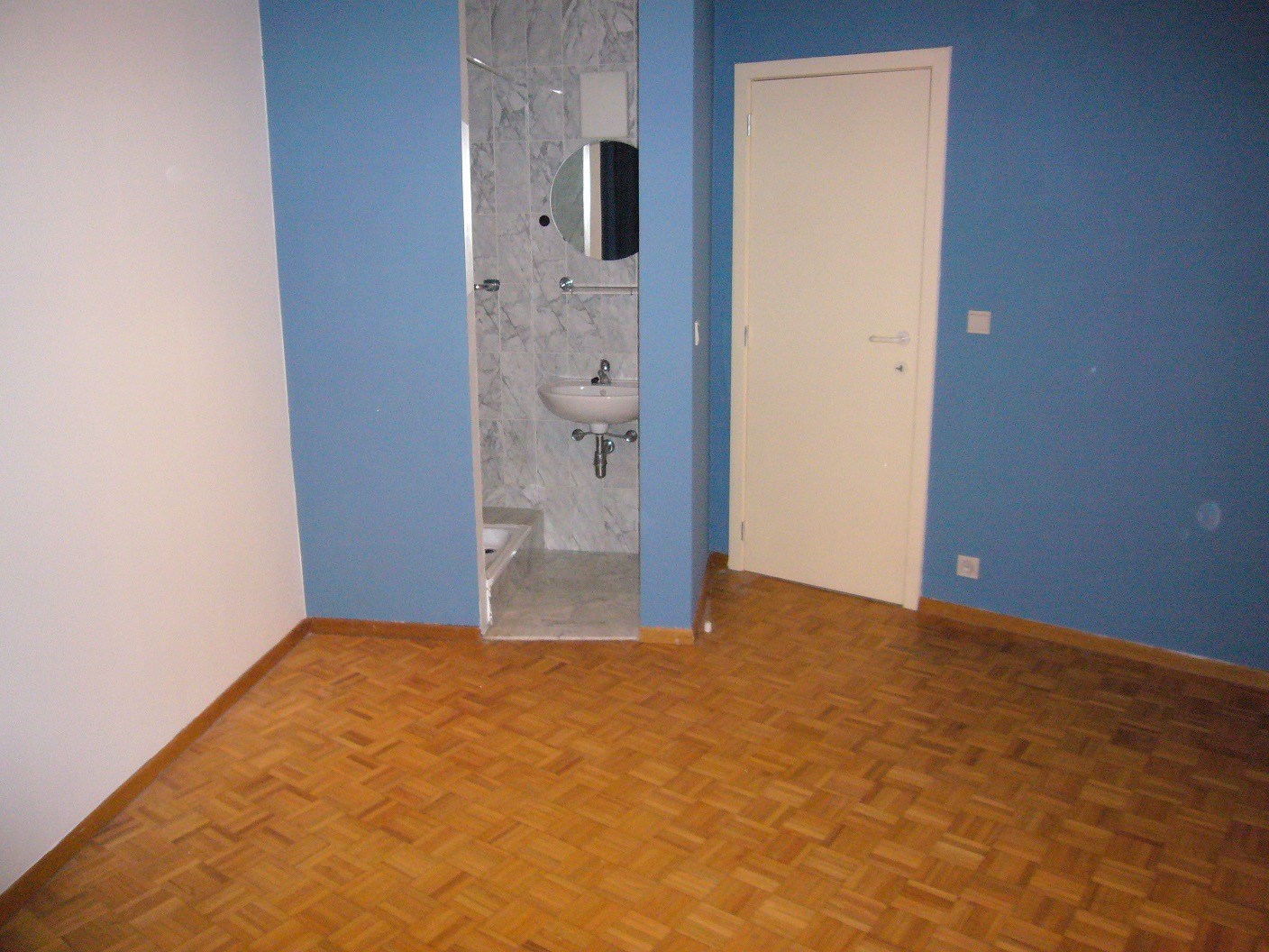 ONGEMEUBELD 2 SLP APP. GELEGEN CENTRUM OOSTENDE 