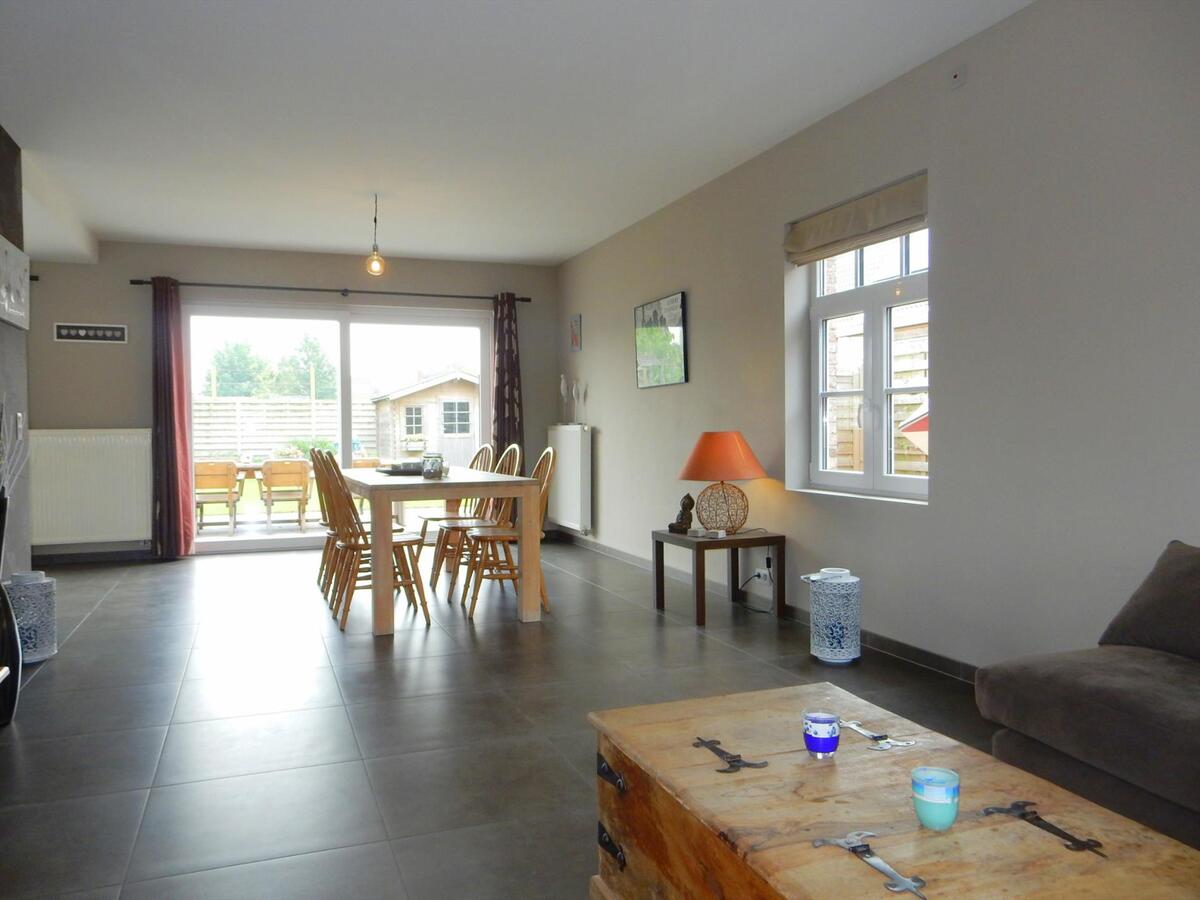 Gezellige halfopen nieuwbouw woning 