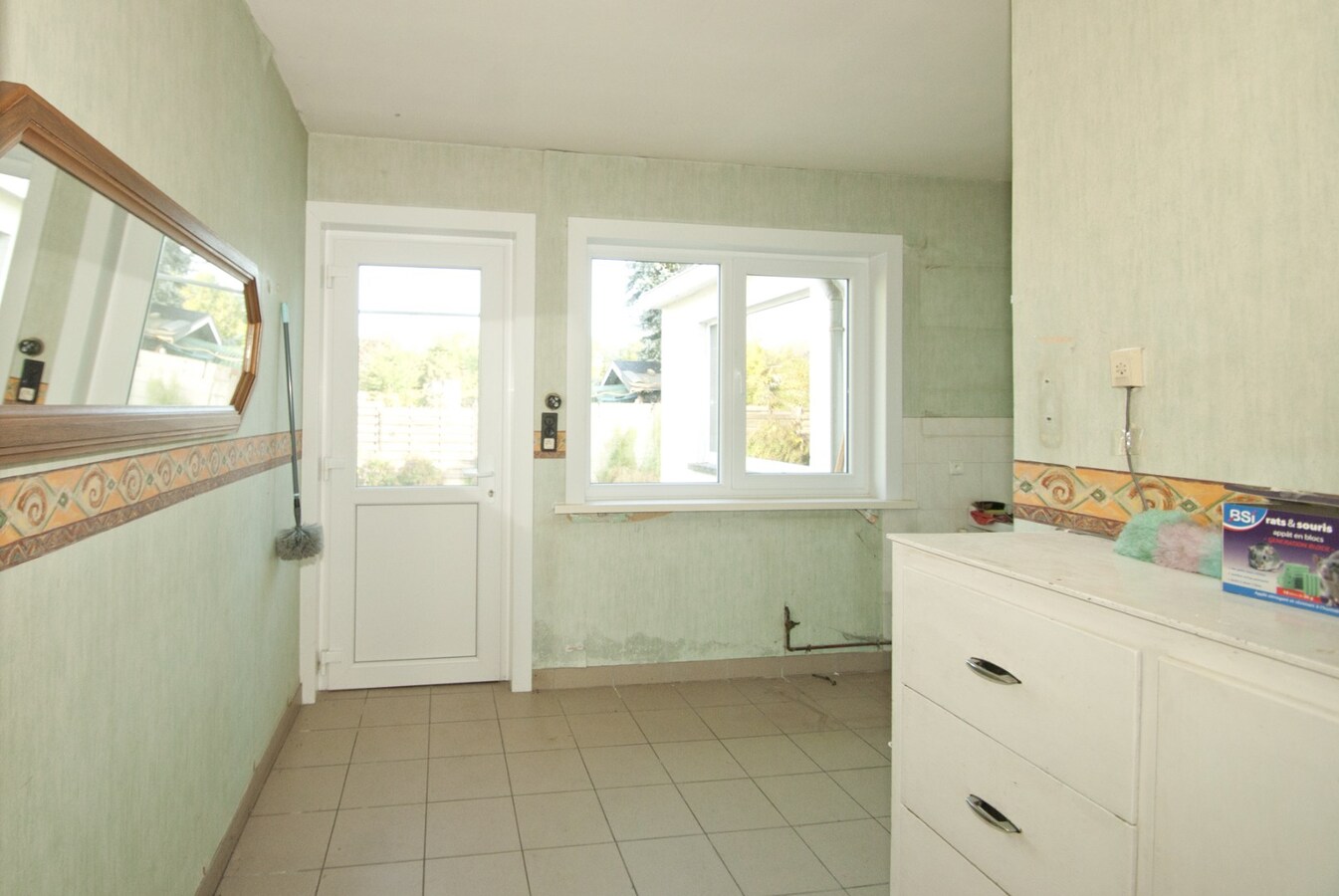 Gelijkvloers woning met tuin -  3 slpks 