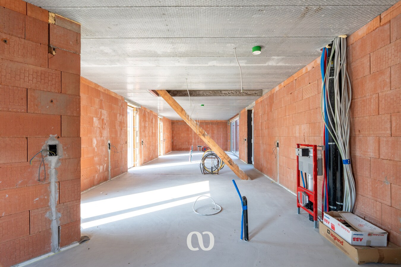 Ruime casco woning met tal van mogelijkheden! 