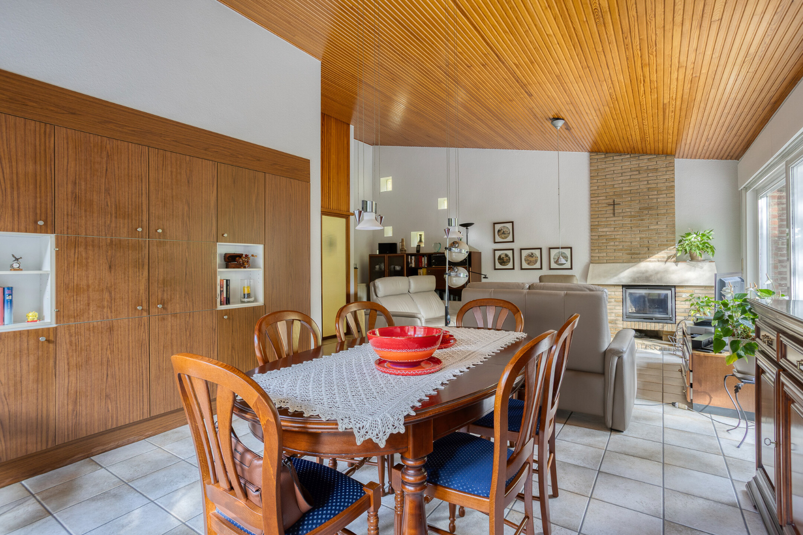 WONING met 3 slaapkamers en garage op 1.465 m² – 1640 SINT-GENESIUS-RODE 