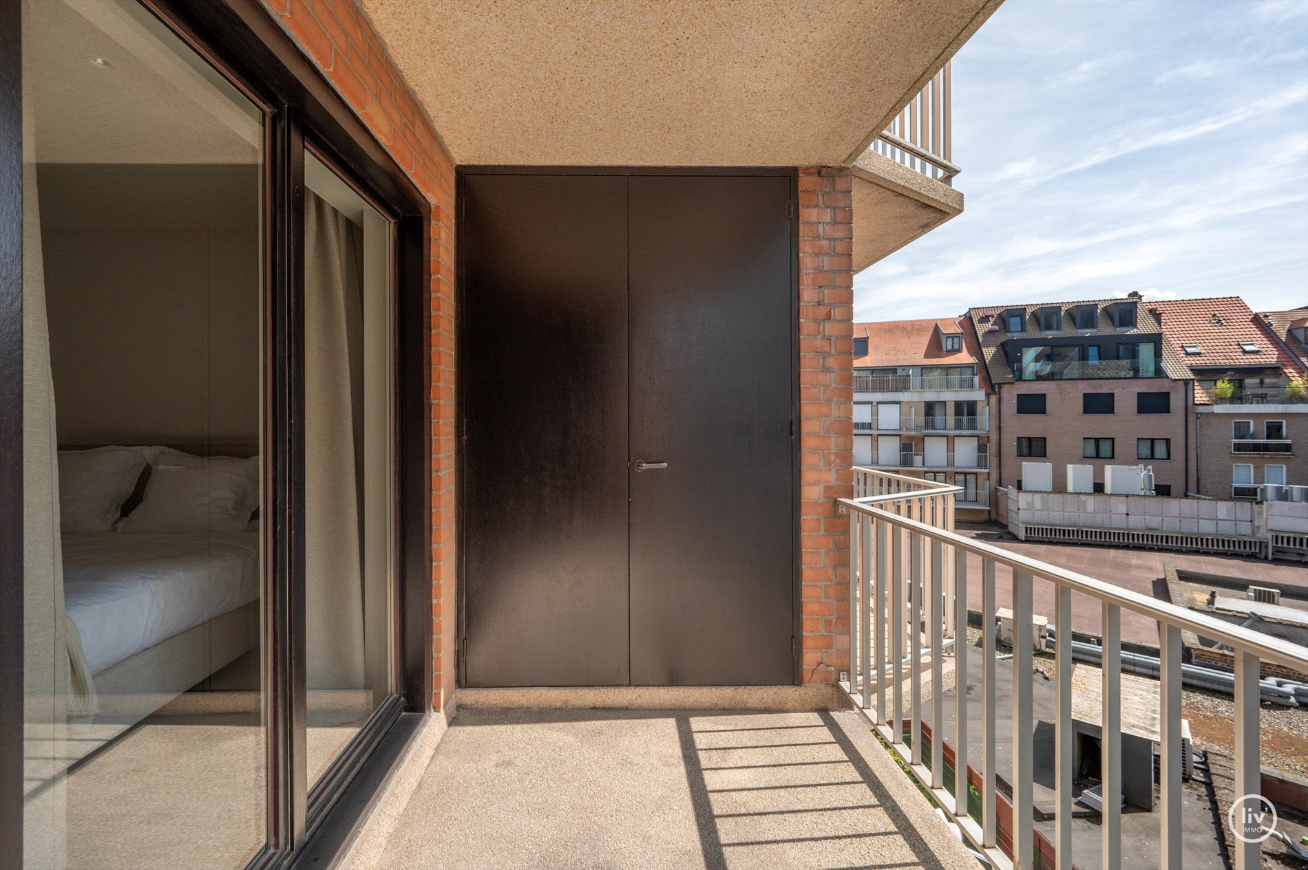 Mooi gerenoveerd 3 slaapkamerappartement op een topligging in de Mosselmanstraat te Knokke. 