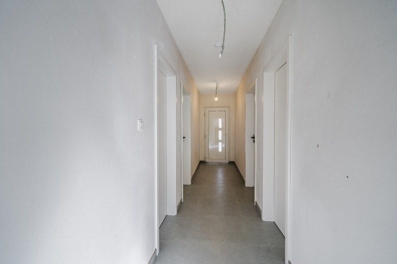 Gerenoveerde bungalow in pittoresk Uikhoven (Maasmechelen). 