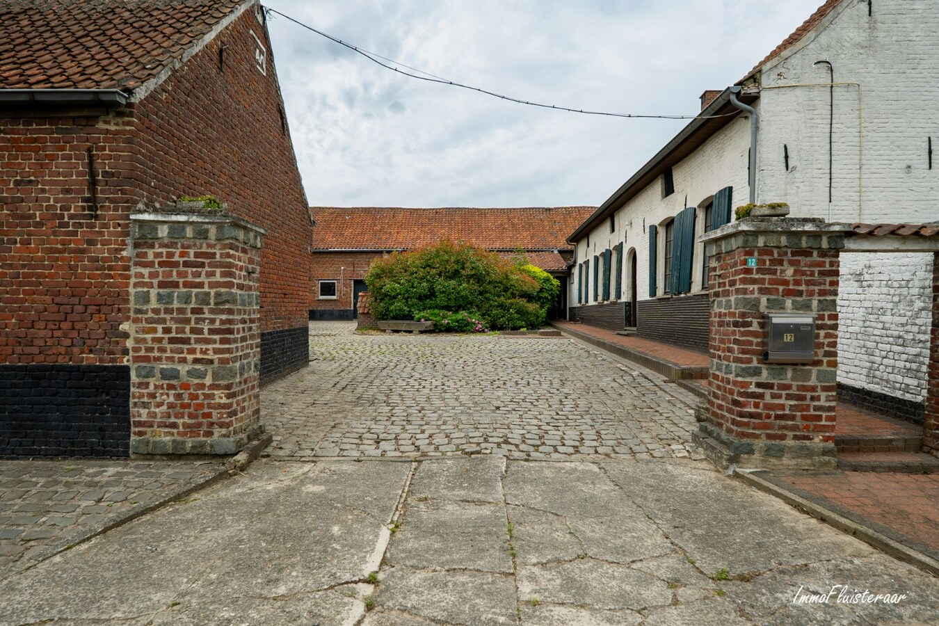 Property for sale in Roosdaal