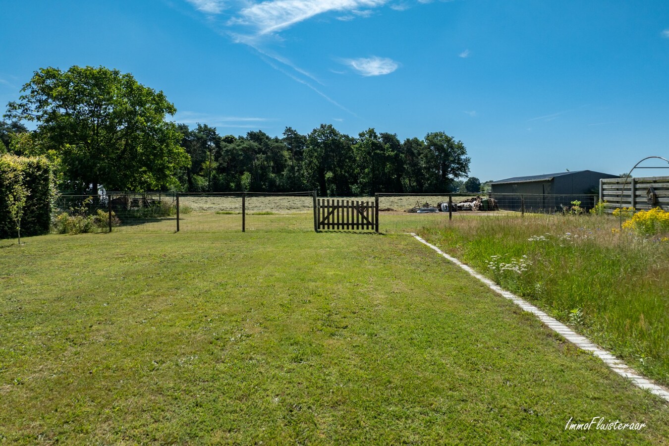 Gerenoveerde woning met weiland op ca. 1,2 ha te Bree 