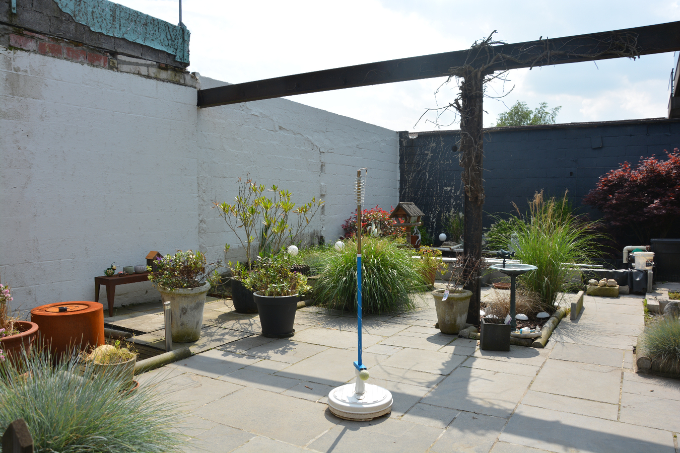 Ruime moderne woning aan het centrum van Aartrijke 