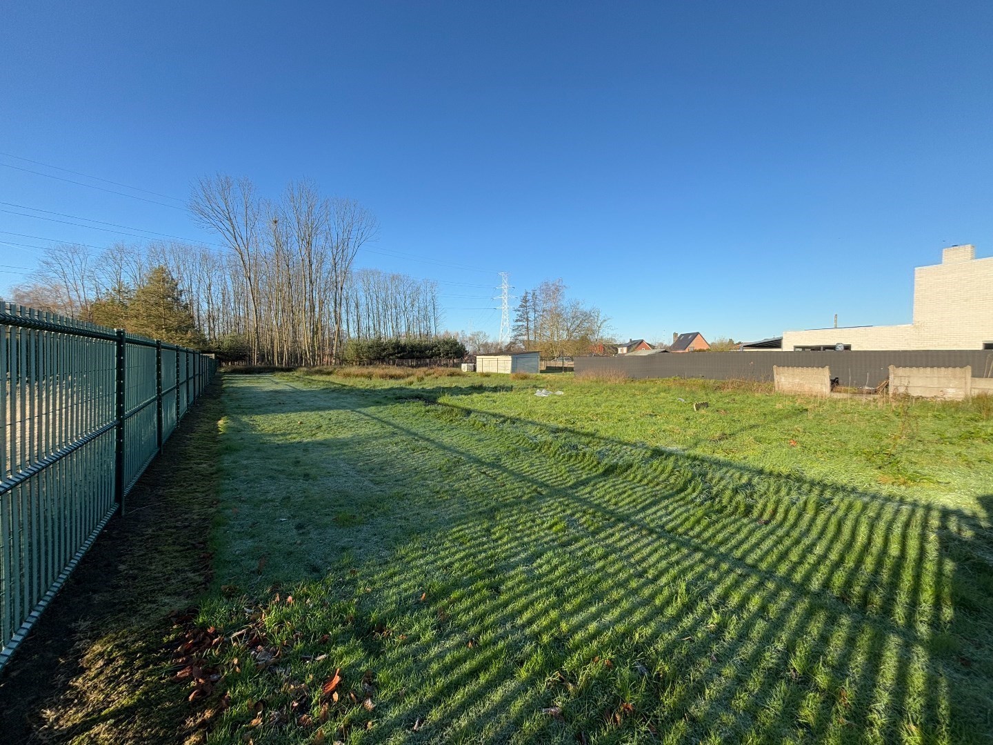 Bouwgrond van 8a 69ca voor halfopen bebouwing in Ham 