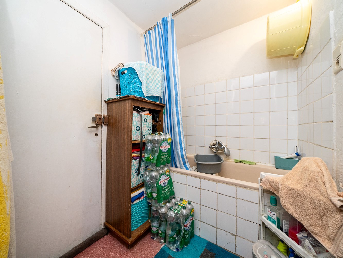 2-kamer appartement met zolder in de buurt van Tour &amp; Taxis 