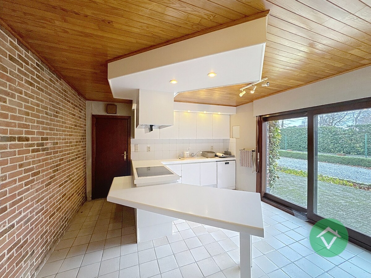 Alleenstaande woning met vele mogelijkheden te Ichtegem 