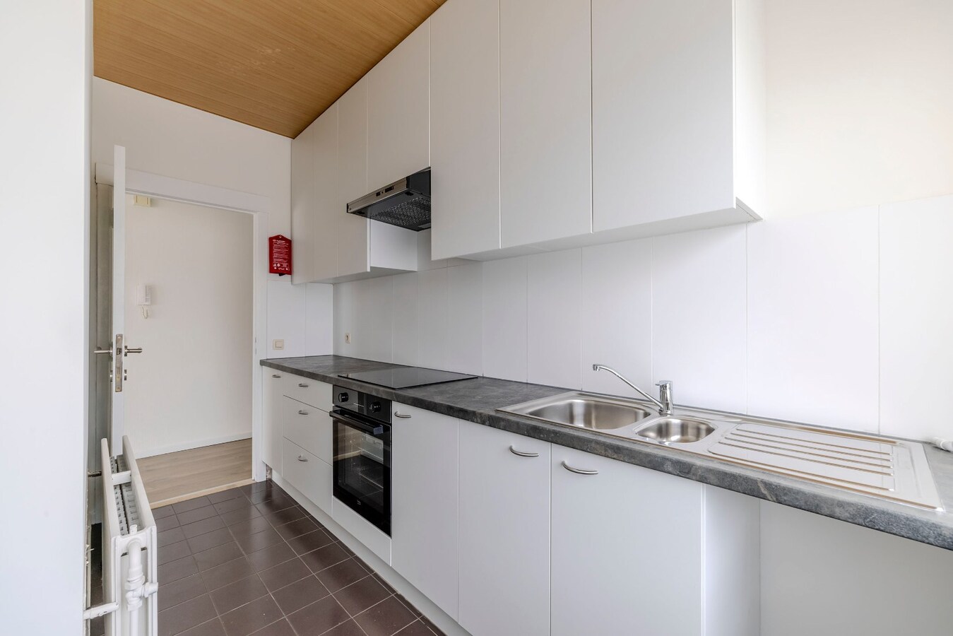 Instapklaar appartement met 2 slpks 