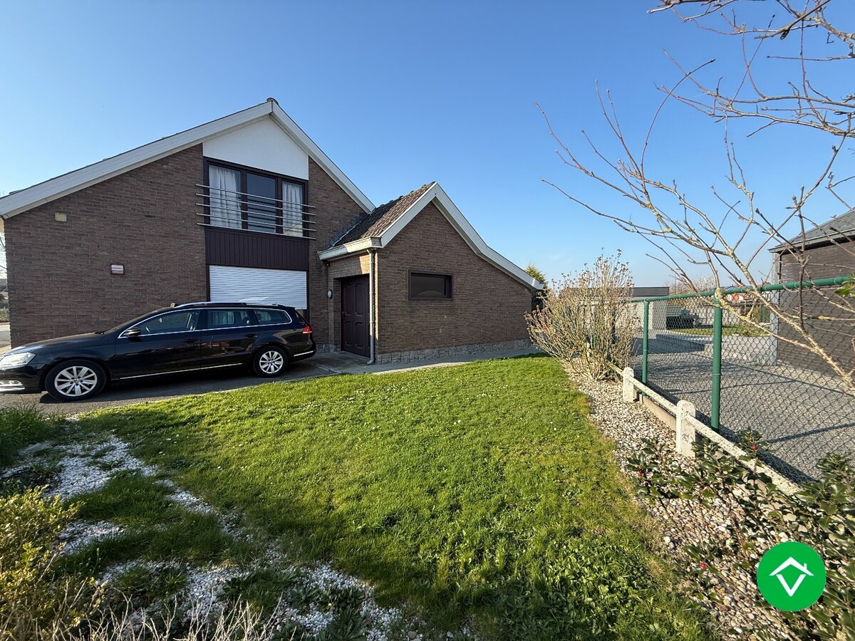 Woning met 3 slaapkamers garage en tuin te Dadizele 