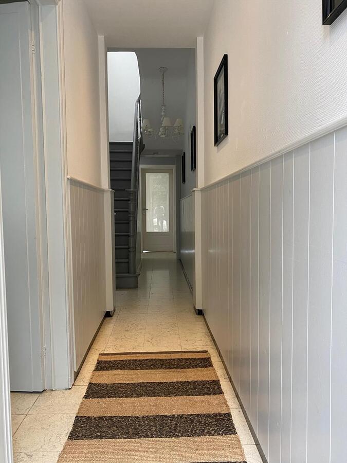 Instapklare woning met 3 slaapkamers en tuin te Roeselare 