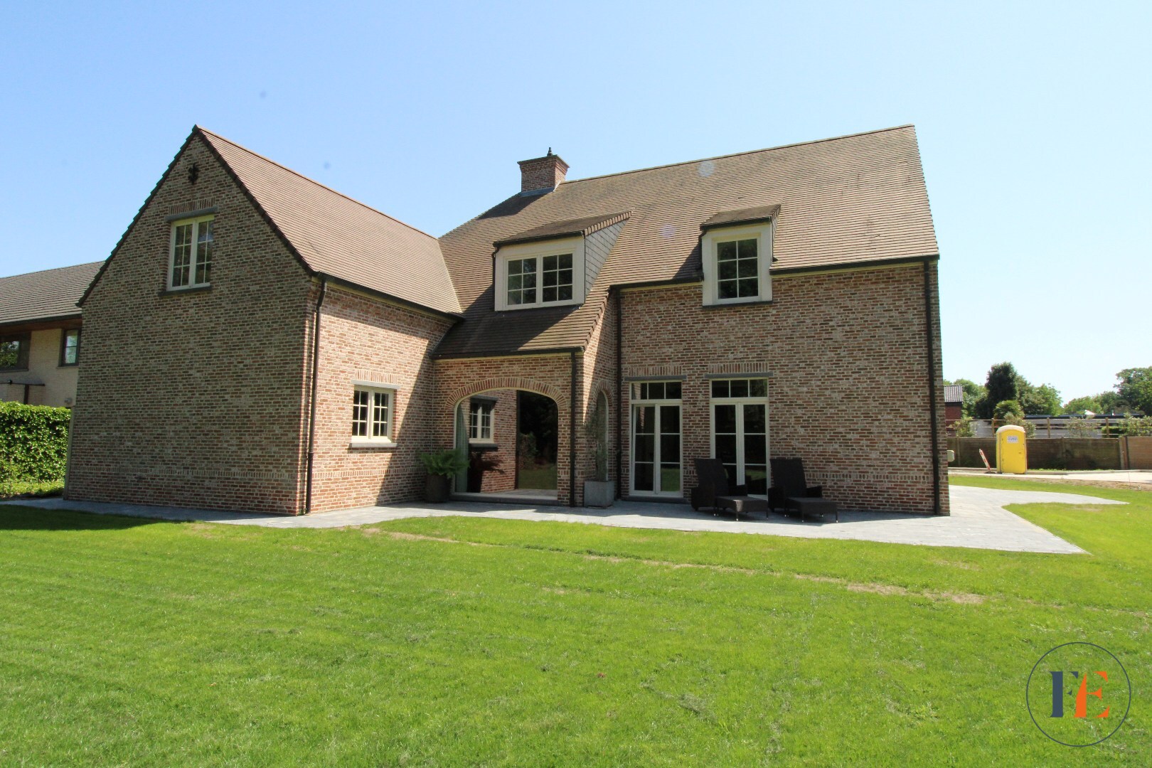 Klassevolle  villa in Mariakerke. 