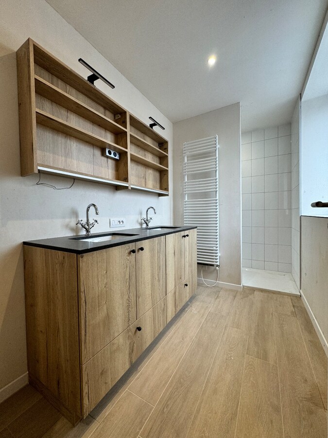 Instapklare woning met 3 slaapkamers en garage te Bissegem 