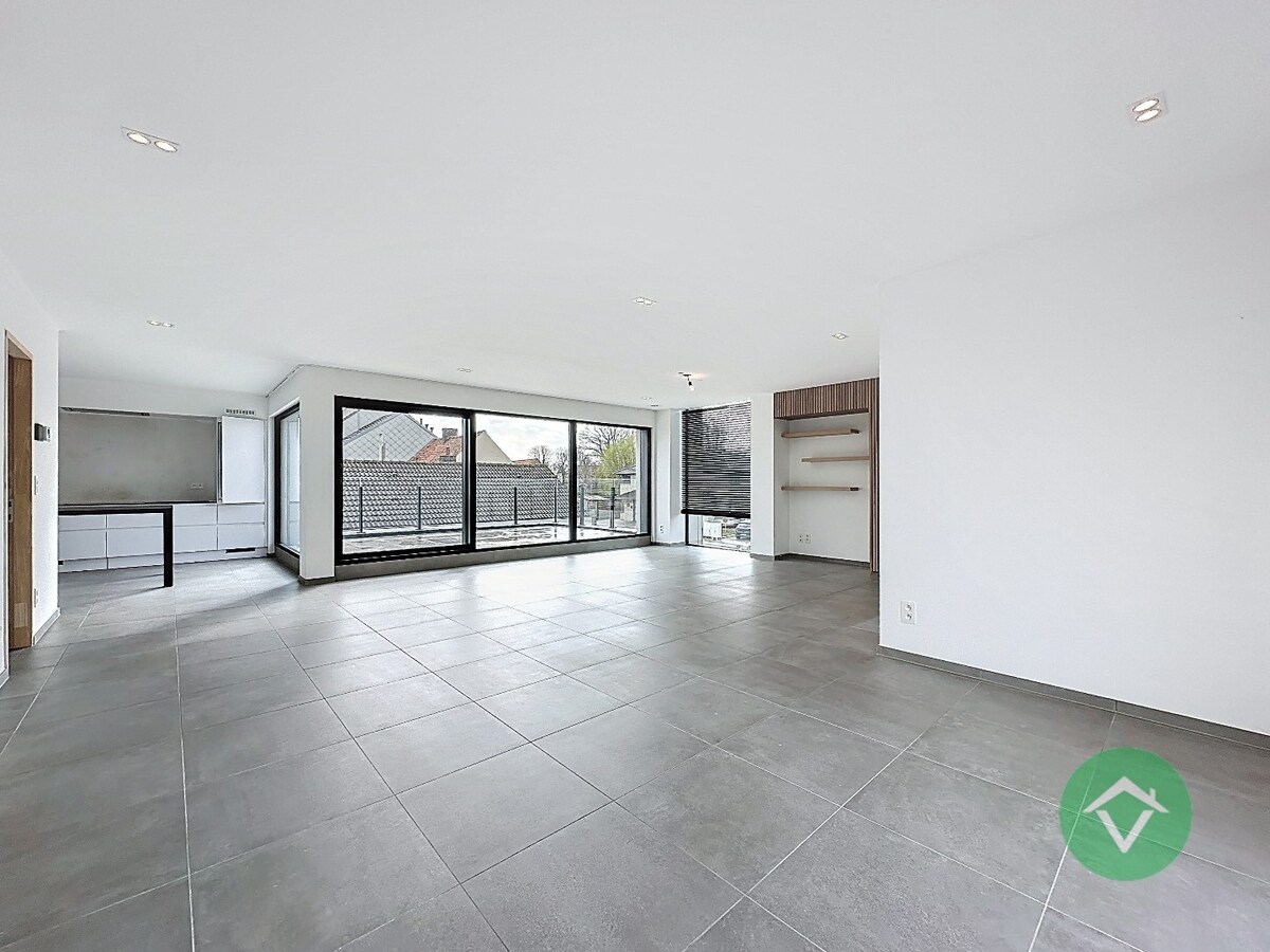 Prachtig dakappartement te Koekelare. 