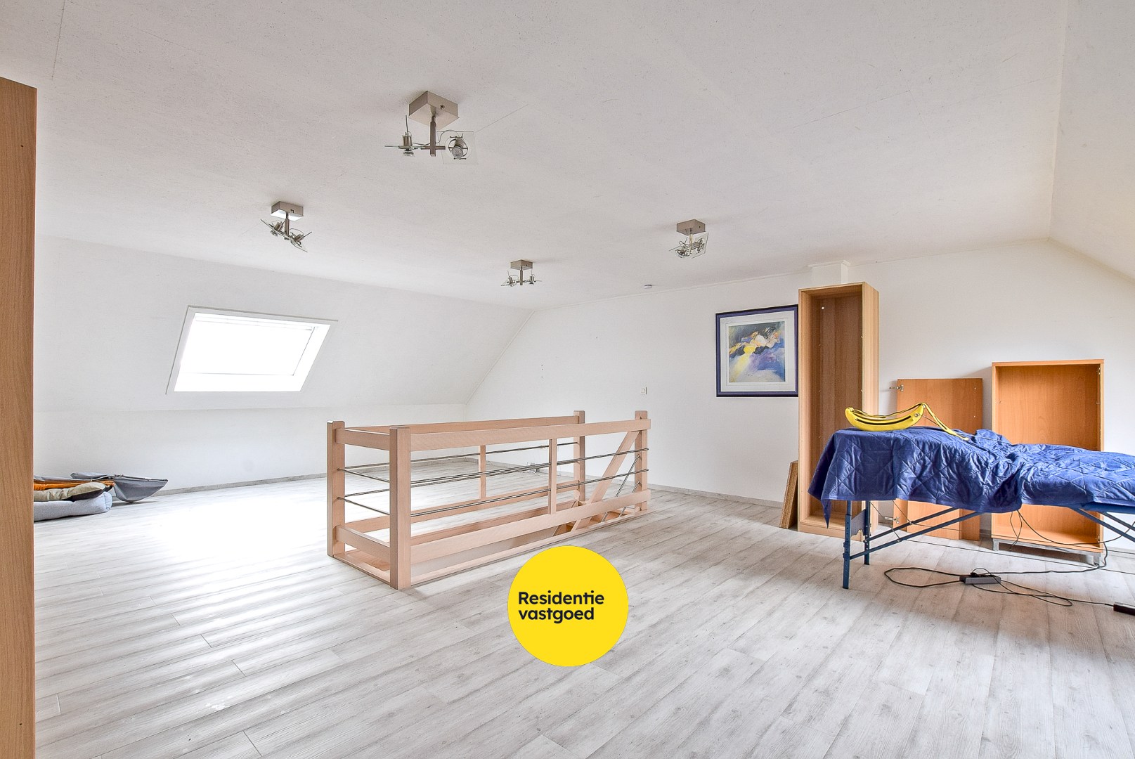 Moderne woning (2018) te Ramskapelle met 3 slaapkamers, garage en verzichten. 