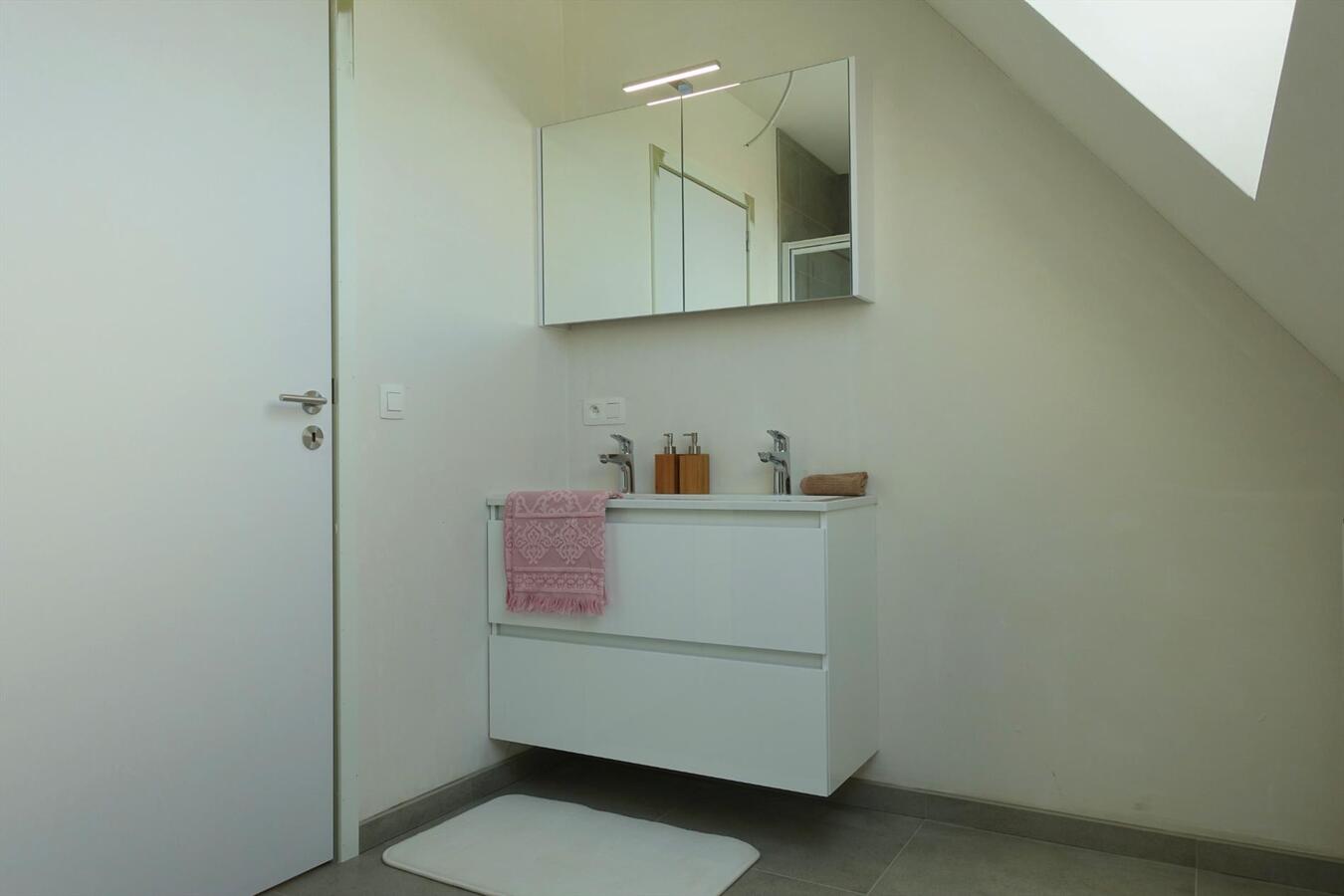 Modern nieuwbouwproject in het gezellige Westkerke 