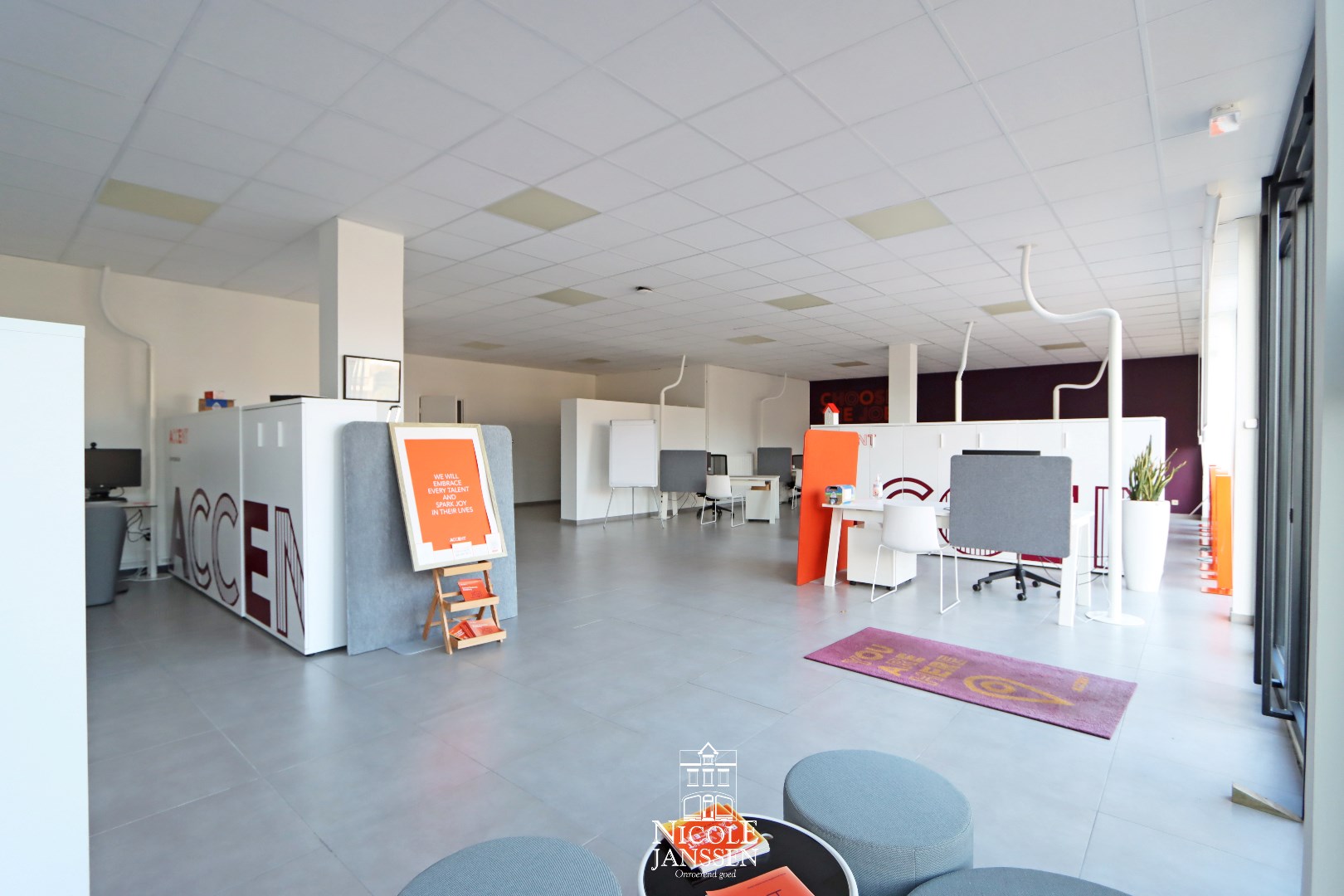 Gelijkvloers handelspand/kantoorruimte 