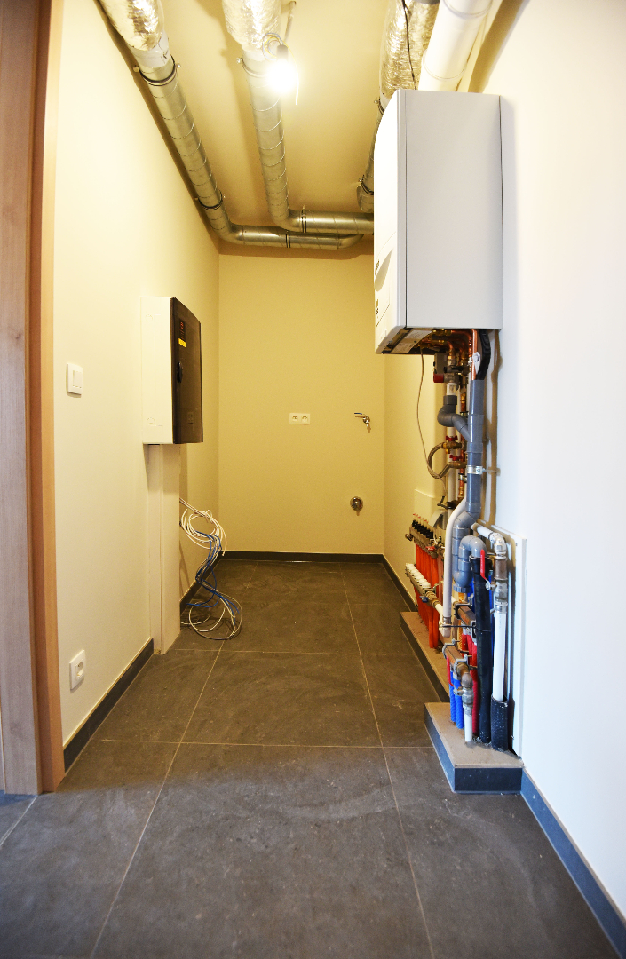 Nieuwbouwappartement, 2 slpks, autostaanplaats en terras te MALDEGEM centrum. 