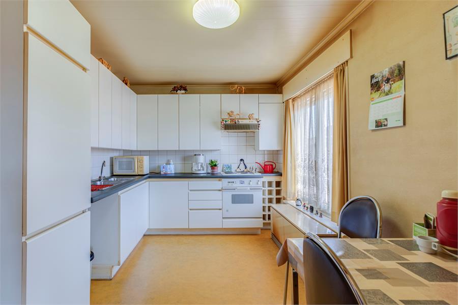 Buitenkans: goed gelegen, op te frissen appartement te centrum Gent 