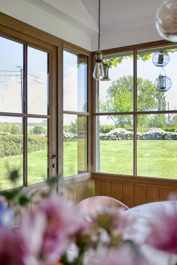 Uitzonderlijk gelegen landelijke villa in Anzegem | 2300m2 | vergezichten 